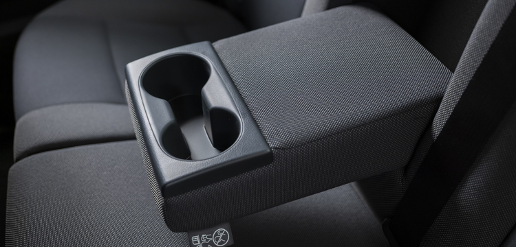 HILUX STANDARD 2.8 4X2 MT 6 4d8bee160295f51056d1a4e38bd0d3c1